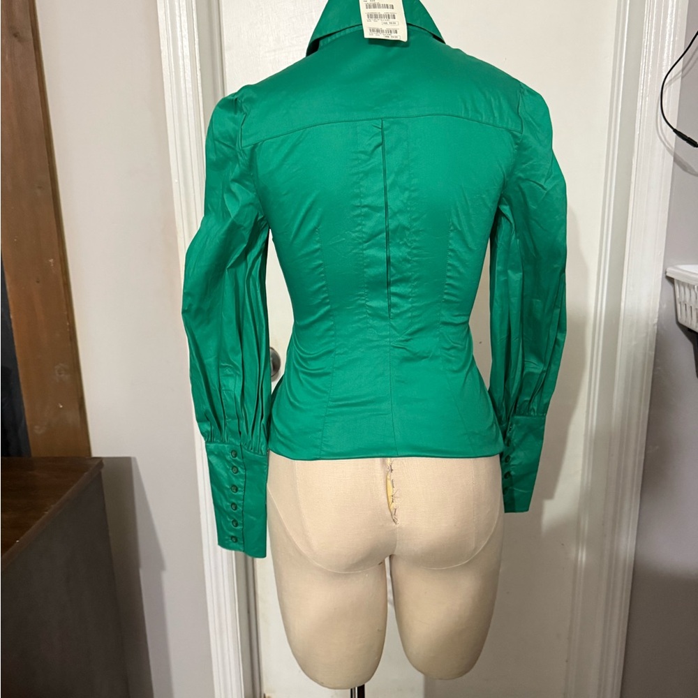 Green‎ Button-Up Women's Top - Picture 3 of 7